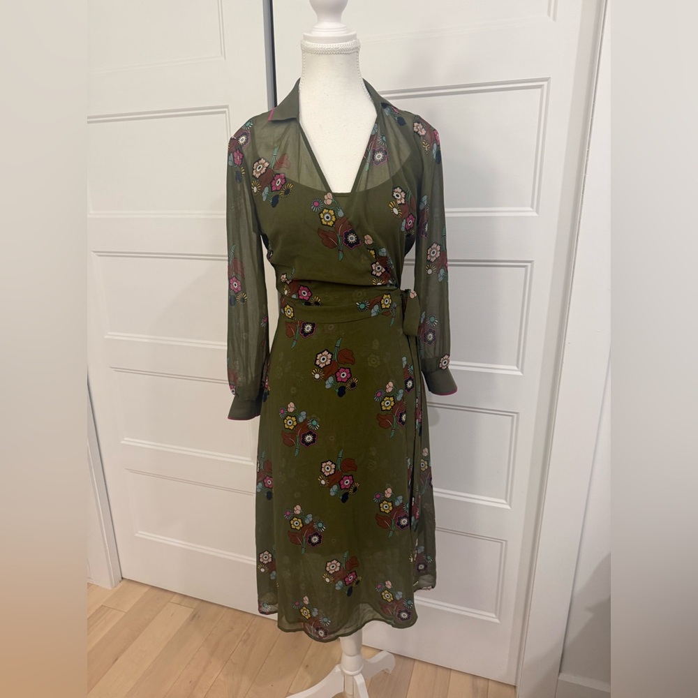 Ted Baker Olive Floral 3/5 Sleeve wrap Dress